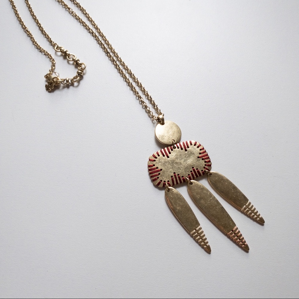 Lucky Brand Gold Threaded Pendant Necklace
